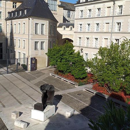 Appart 2 Pieces Et Jardin Hyper Centre Ville Angers Ngoại thất bức ảnh