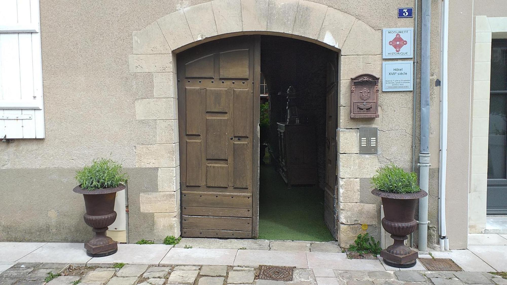 Appart 2 Pieces Et Jardin Hyper Centre Ville Angers Ngoại thất bức ảnh
